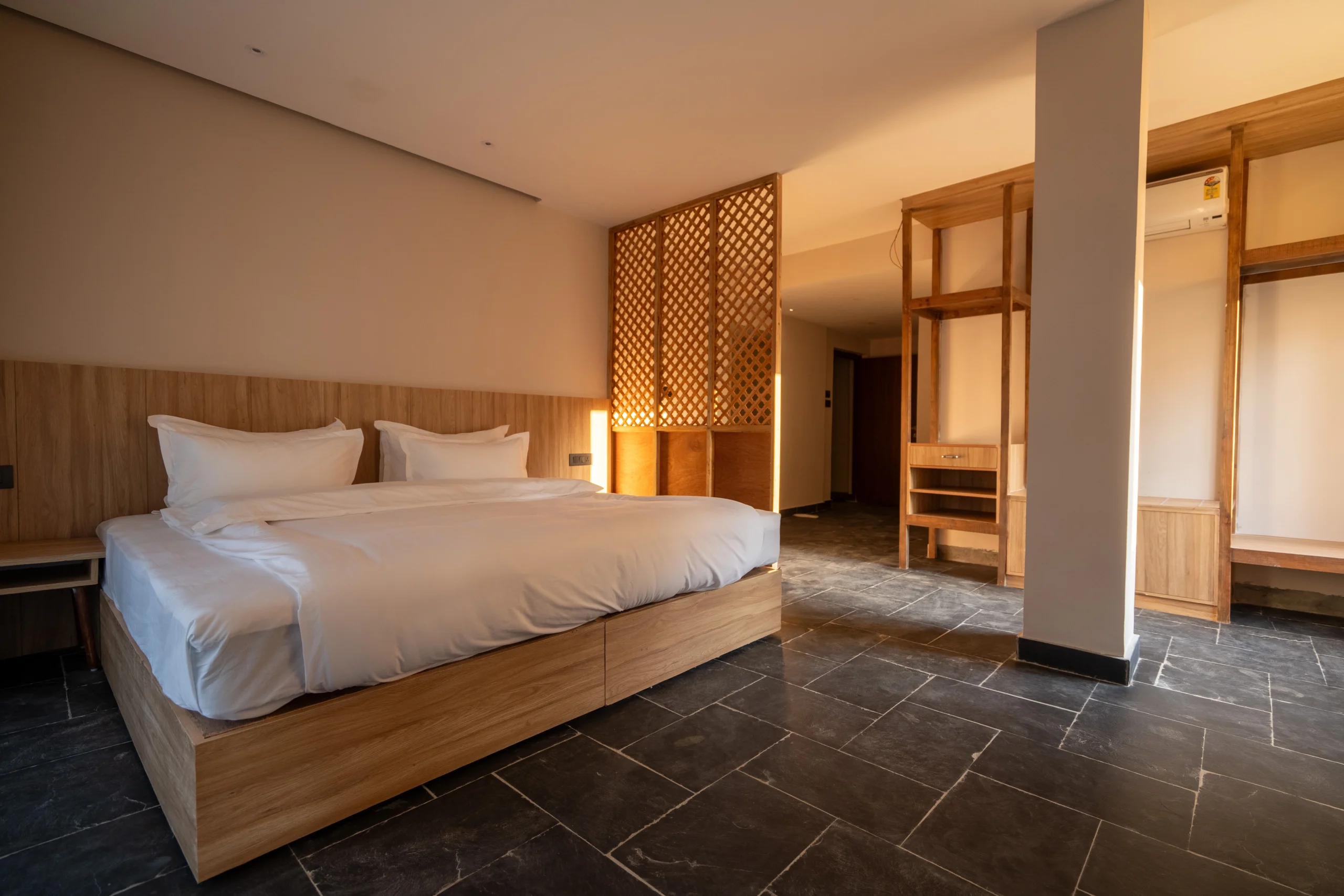 Suite room