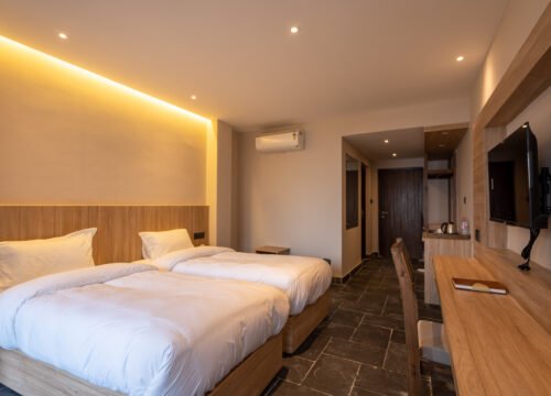 Double Deluxe Room room entrance