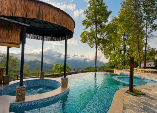 Swimming pool at Nana Mountain Resort